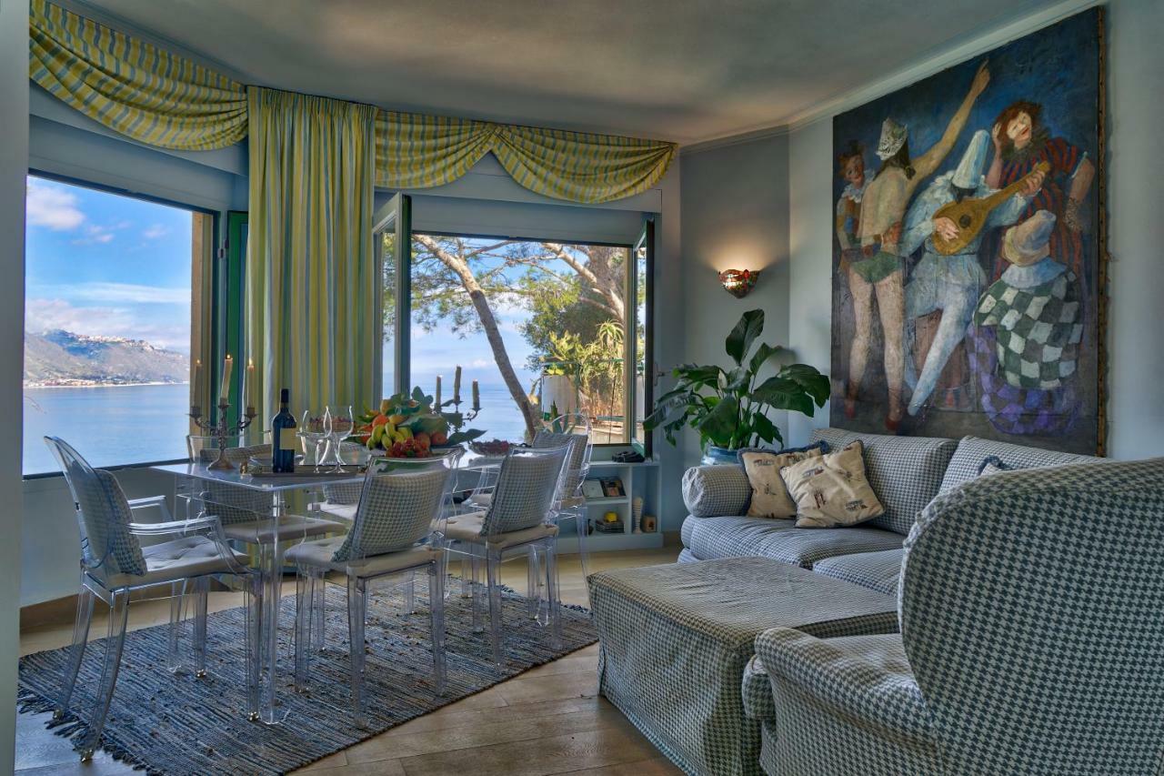 Luxury Apartment And Charm Sea View Isola Bella Taormina Exteriör bild