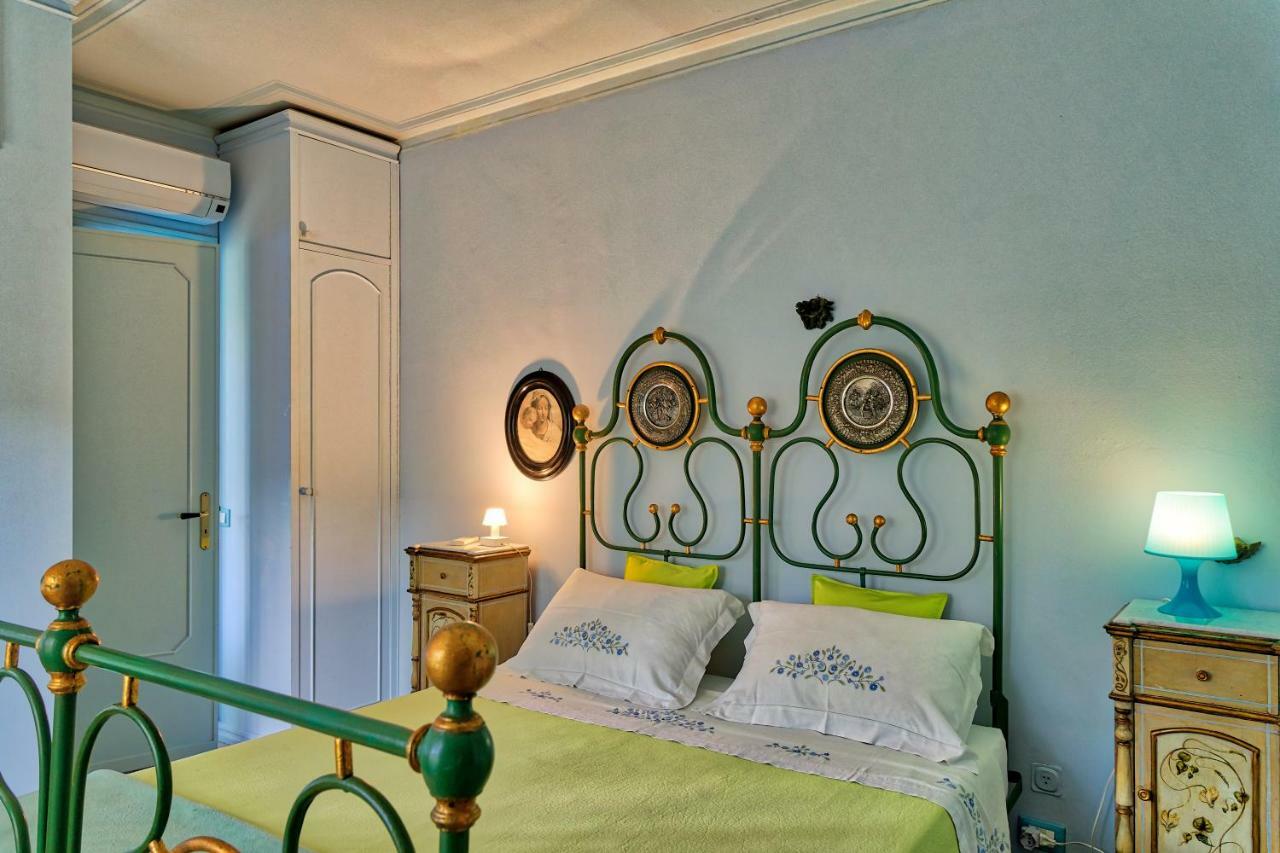 Luxury Apartment And Charm Sea View Isola Bella Taormina Exteriör bild
